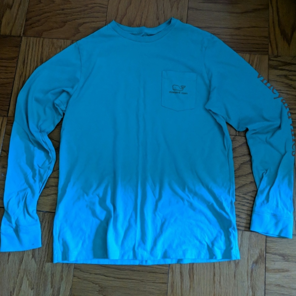 NWOT Vineyard Vines Long sleeve T-shirt